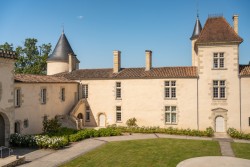 patrimoine---Chateau-Toulouse-Lautrec-artiste-associe-photographes-04062024.jpg