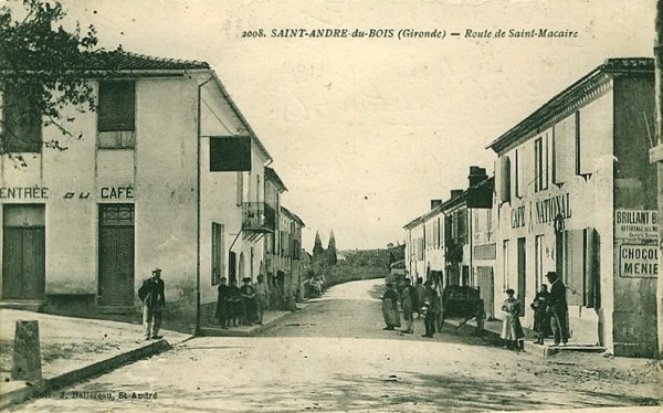 Saint-André-du-Bois_-_bourg.jpg Saint-André-du-Bois_-_bourg.jpg
